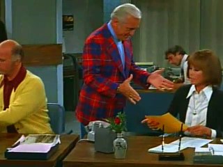 The Mary Tyler Moore Show S04E01 The Lars Affair