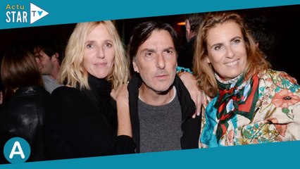 Sandrine Kiberlain en couple avec Yvan Attal : révélations sur son idylle avec ce "fiancé" célèbre