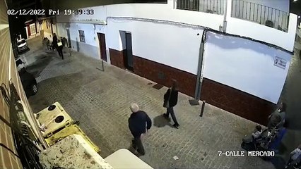 Dois polícias salvam criança de 4 anos em paragem cardiorrespiratória