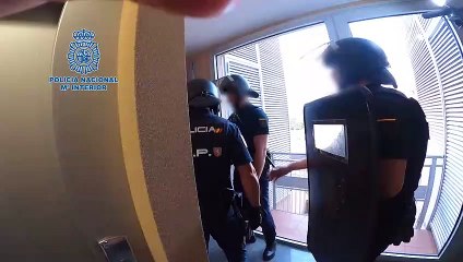 Desarticulada una organización criminal que estafaba en gasolineras con tarjetas de repostaje /CNP