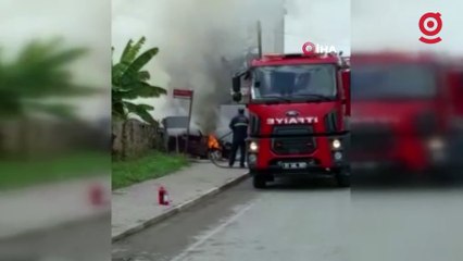 Tüp patladı, otomobil alev topuna döndü
