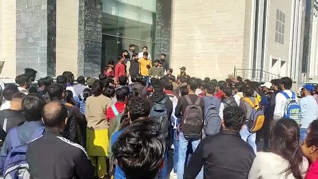 बेरोजगार युवाओं ने फिर खोला सरकार के खिलाफ मोर्चा, सूचना सहायक,अध्यापक भर्ती परीक्षा की विज्ञप्ति और परीक्षा तिथि जारी करने की मांग