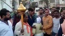 उज्जैन: विश्व हिंदू परिषद ने जलाया जिहादियों का पुतला, किया विरोध प्रदर्शन