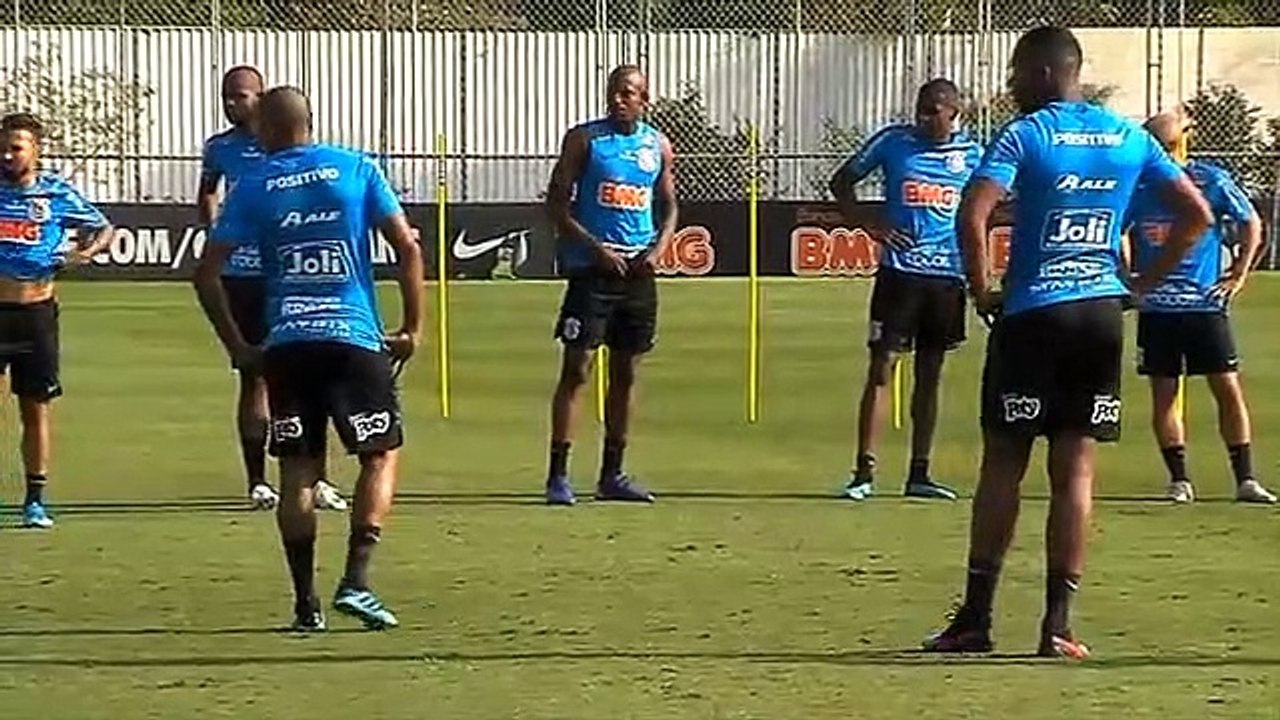 Imagens do treino do Corinthians desta segunda...