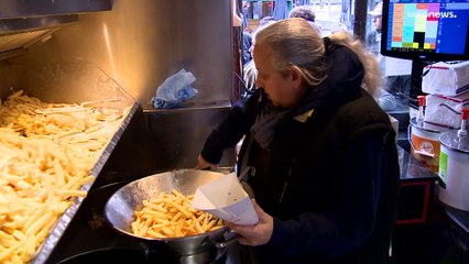 Belgio, l'inflazione colpisce anche le tradizionali patatine fritte