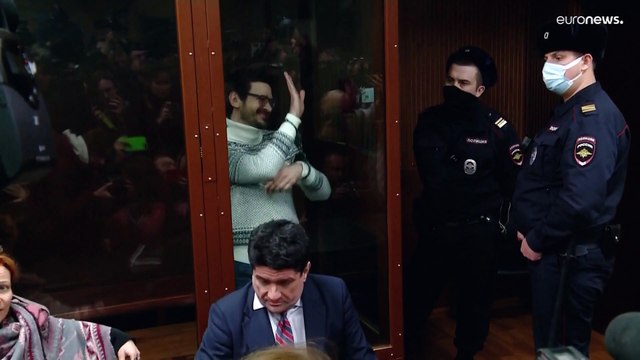 Russia, l'oppositore Ilya Yashin condannato a 8 anni e mezzo di reclusione