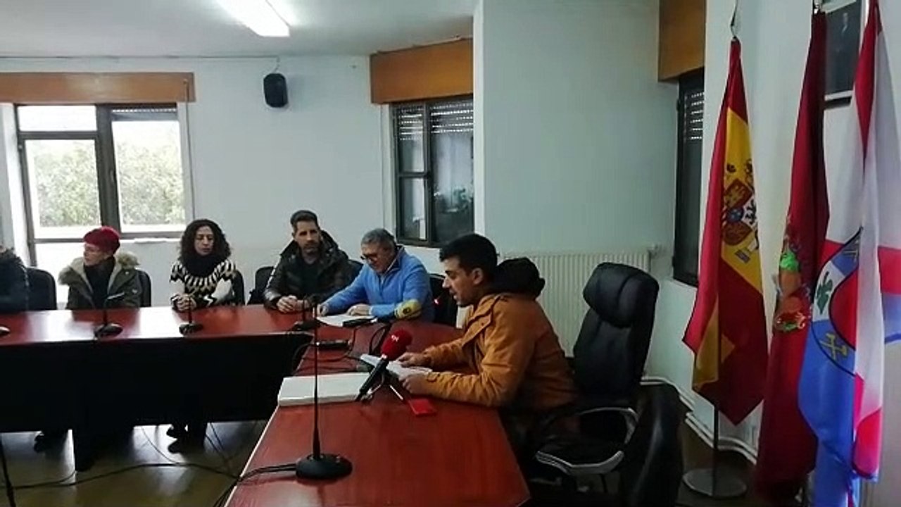 Dimisión en Cacabelos