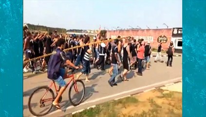 Torcida do Timão ataca diretoria e chama elenco de vagabundo