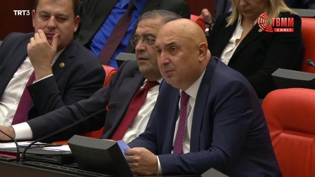 Engin Özkoç'tan Bakan Kirişci'ye: Sen, Tarihe, Cumhurbaşkanı'ndan Talimat Alıp Yangın Söndüren Bir Bakan Olarak Geçtin