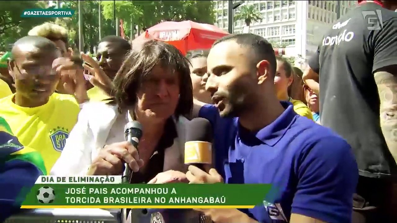 José Pais flagra decepção dos torcedores no Anhangabaú com a derrota da Seleção Brasileira