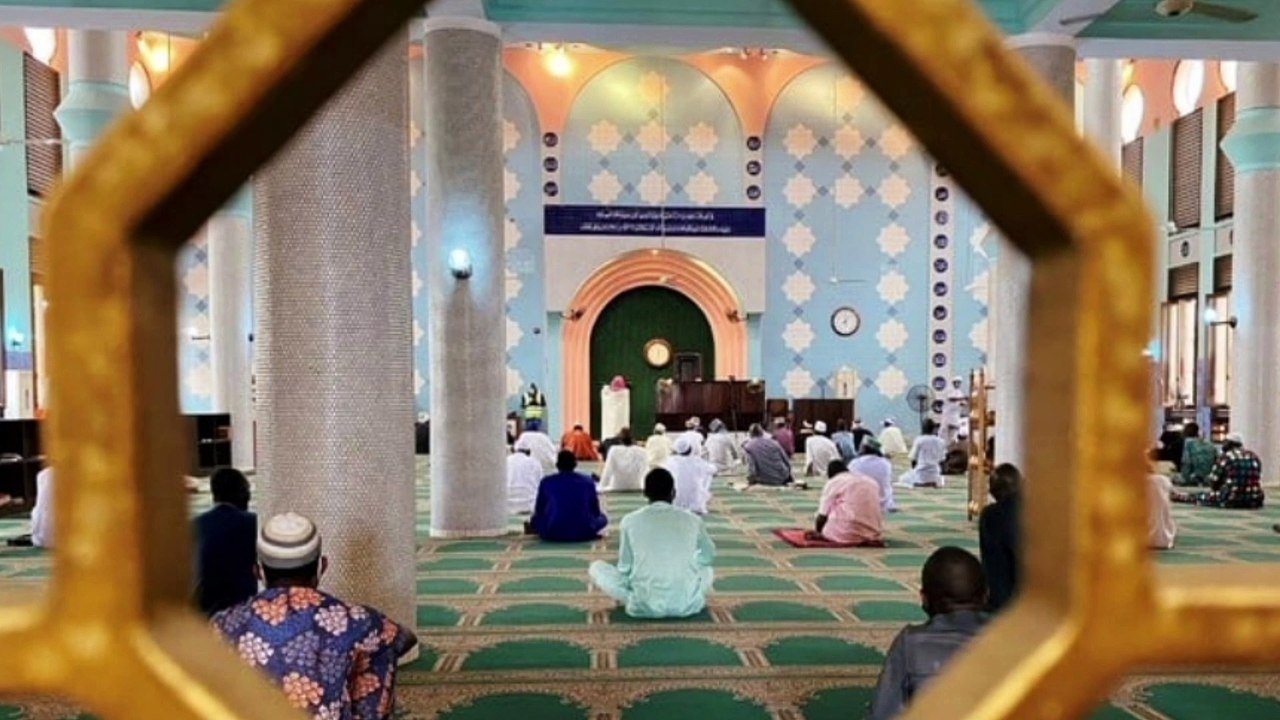 Nigeria mein Masjid per Hamla aur Firing | Namazi Zakhmi aur Aghwa | Halaat Control se Bahir | Mafia