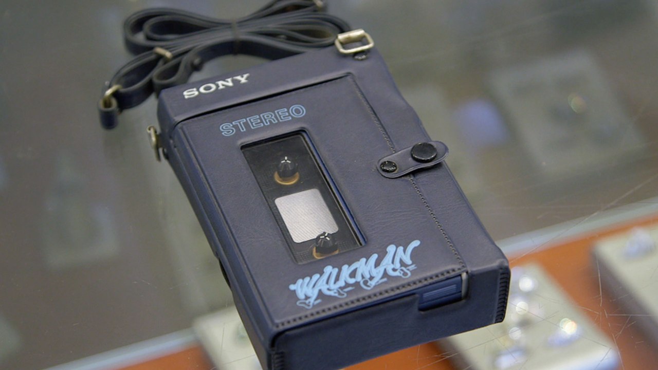 Pawn StarsSony "Guys and Dolls" WalkmanS15E17 video Dailymotion