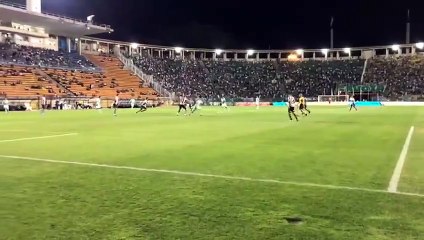 Veja o gol de Thiago Santos contra o Botafogo