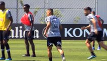 Veja imagens do treino do Corinthians desta sexta-feira