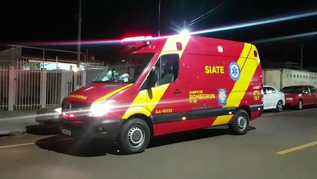 Mulher sofre ferimento na cabeça ao cair em residência no Riviera
