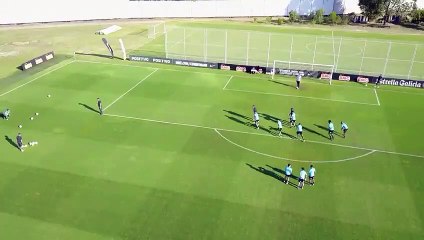 Corinthians divulga images de milagres' de Cássio em treino
