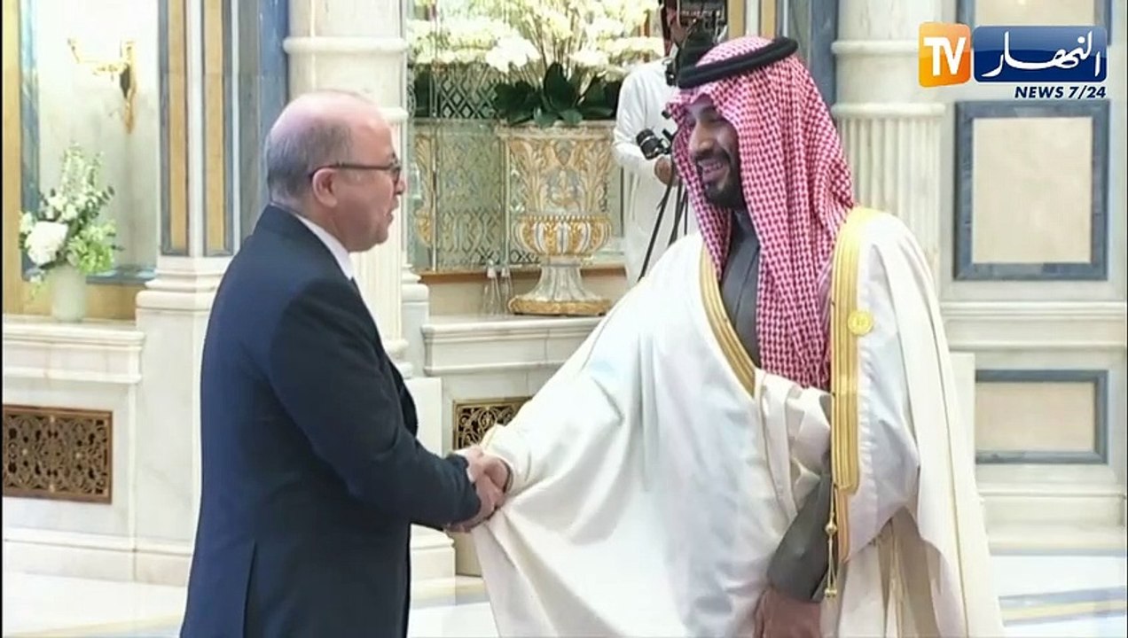 الوزير الأول يشارك في أشغال القمة العربية الصينية في العاصمة السعودية الرياض