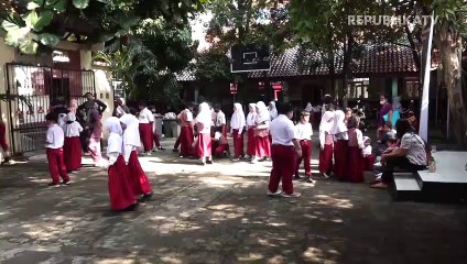 Upaya Pengosongan Lahan SDN 01 Pondok Cina Depok Tuai Penolakan dari Orang Tua Murid