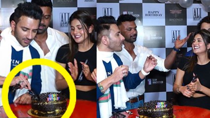 Ali Merchant Birthday Celebration Full Video, चश्मे से काटा Cake|Boldsky*Entertainment