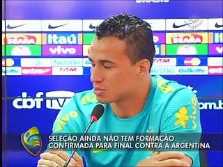Mano não confirma escalação para final contra Argentina