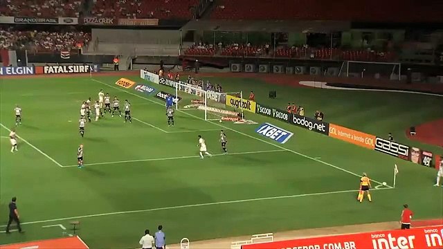 Alexandre Pato empata o clássico São Paulo 1 x 1 Santos