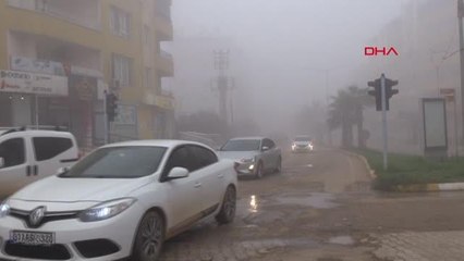 REYHANLI'DA YOĞUN SİS HAYATI OLUMSUZ ETKİLİYOR