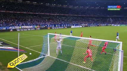 Lances da vitória do Internacional sobre o Cruzeiro