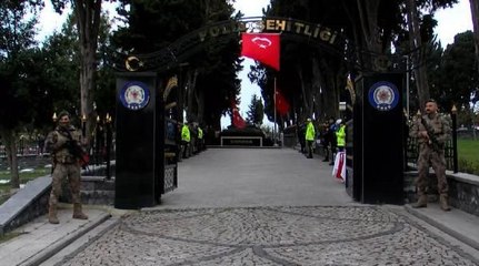 BEŞİKTAŞ'TAKİ PATLAMADA ŞEHİT OLANLAR İÇİN İLK TÖREN ŞEHİTLİKTE YAPILDI