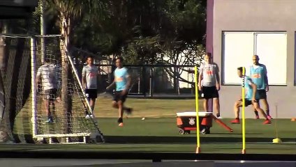 Confira imagens do treino do Corinthians desta sexta-feira