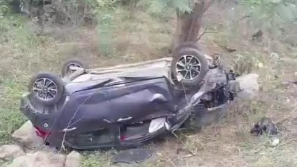 మనోహరాబాద్: అదుపు తప్పి కారు బోల్తా.. ఒకరు..!