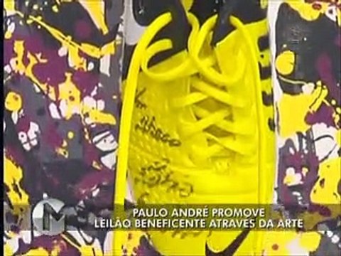 Paulo André promove leilão beneficente com chuteiras do Mundial