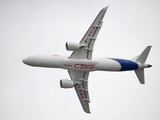 Çin üretimi yolcu uçağı C919'un ilk teslimatı yapıldı