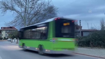 Sakarya'da mobilya deposunda çıkan yangın kontrol altına alındı