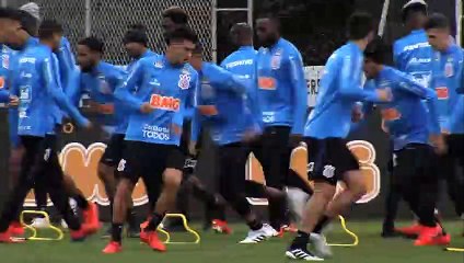 Confira imagens do treino do Corinthians desta sexta-feira