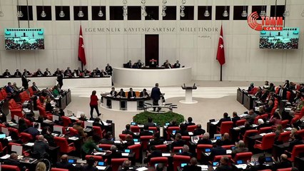 Télécharger la video: Kılıçdaroğlu'na 'şerefsiz' demişti: Süleyman Soylu, kendi söylediği söze tahammül edemedi; meclis karıştı