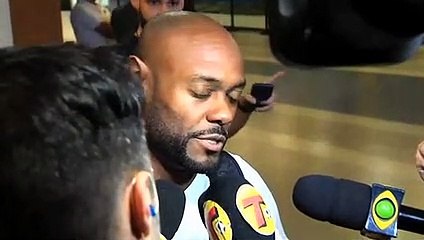 Love se diz triste com a derrota após ter jogado melhor que o Flamengo