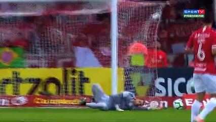 Veja os melhores momentos de Internacional 2 x 0 Avaí