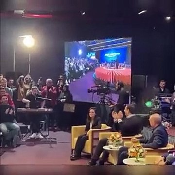 Erdoğan, 'Isabella' şarkısıyla ünlenen çalgıcı çocuğu dinledi