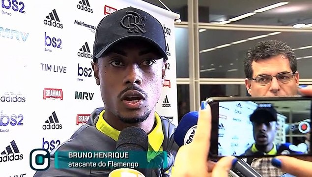 Jogadores do Flamengo analisam a vitória diante do Corinthians