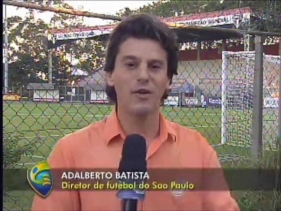 Rogério Ceni treina com bola e pode reforçar São Paulo em breve