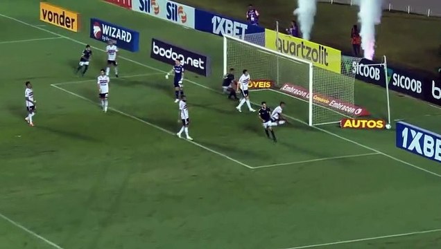 Melhores momentos da vitória do São Paulo sobre o Goiás