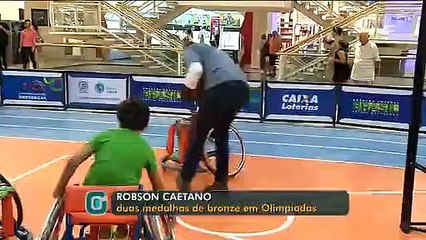 Laís Souza participa de evento que promove respeito às diferenças