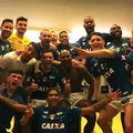 Jogadores do Cruzeiro provocam comentarista Denílson após classificação
