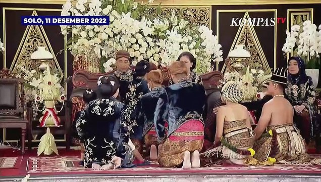 Gemas! Panembahan Al Nahyan Pakai Kaos Oblong di Acara Ngunduh Mantu Kaesang-Erina, Sambil Ngedot