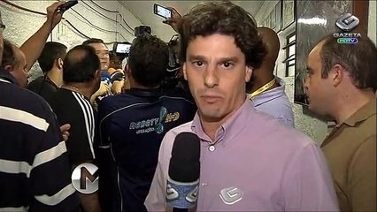 Vídeo Mário Gobbi protesta contra prisão de torcedores na Bolívia