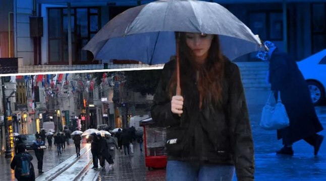 Meteoroloji'den yeni hava durumu raporu: Batı bölgelerine kuvvetli rüzgar ve yağış uyarısı