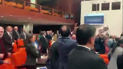 Muhalif vekillerin TBMM'de Soylu'yu aradığı video gündem oldu