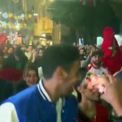 Dünya Kupası galibiyeti Faslıları İstanbul’da sokağa döktü