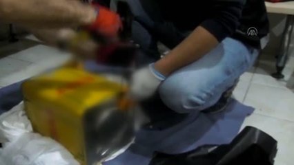 DİYARBAKIR - İki yağ tenekesinde 6 kilo 985 gram skunk ele geçirildi