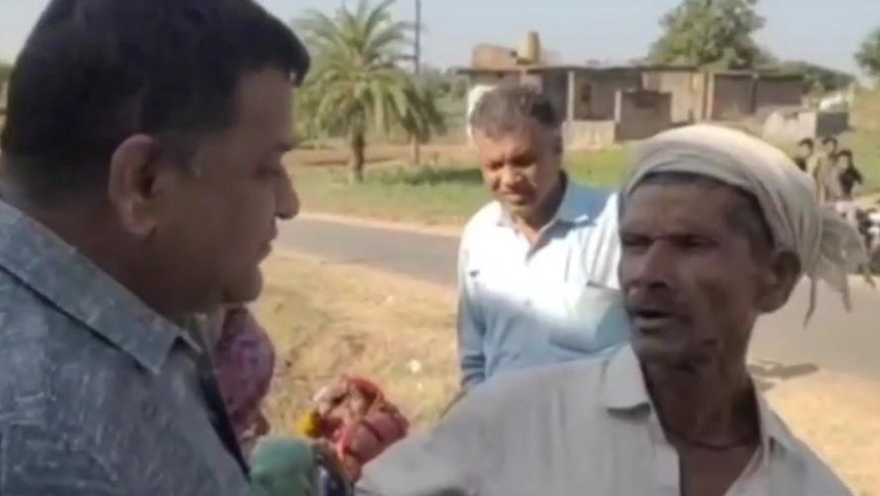 अलीराजपुर : शासकीय उचित मूल्य की दुकान पर घटिया सामग्री वितरण ,भडके कांग्रेस नेता